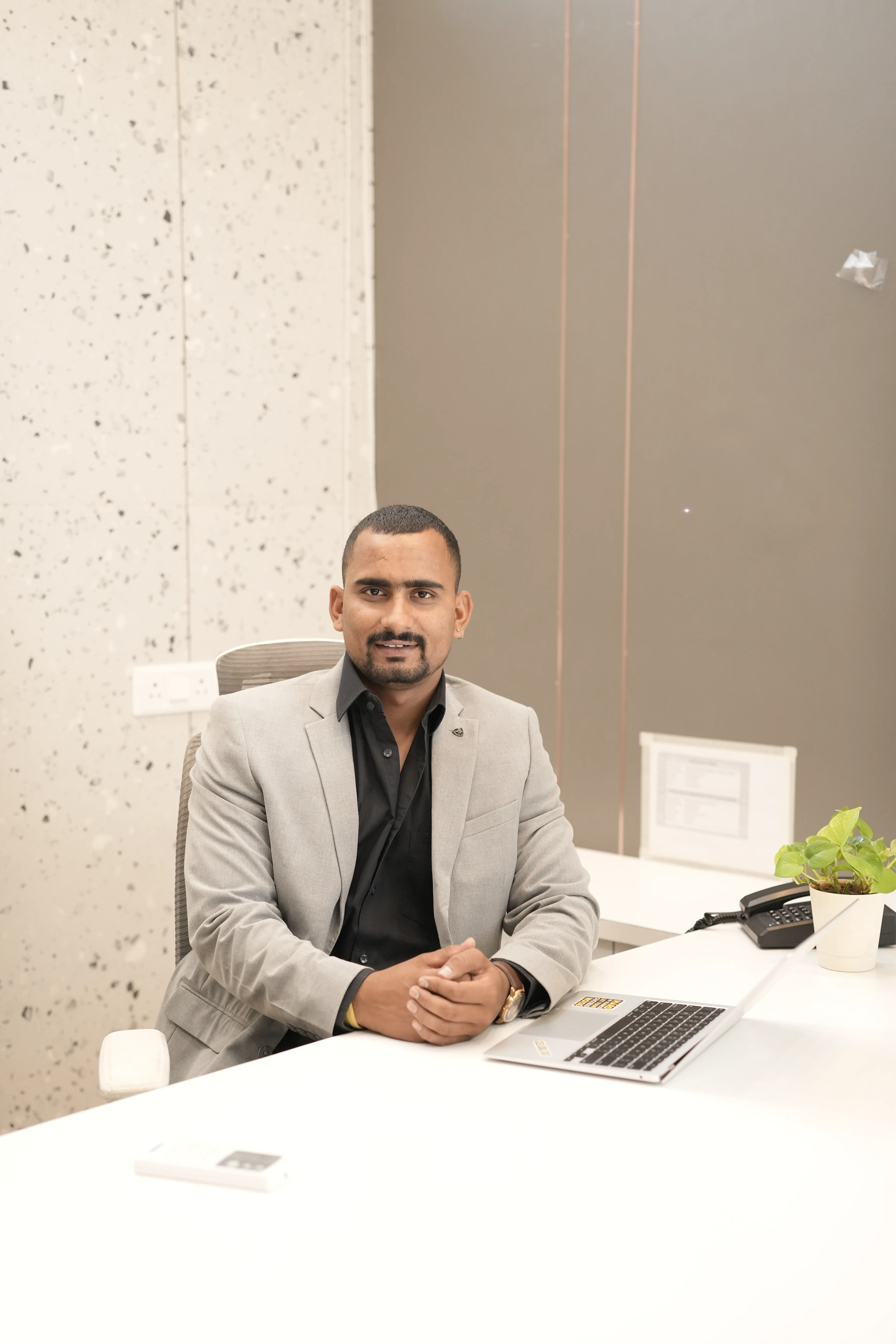 Mr. Suraj Mirage